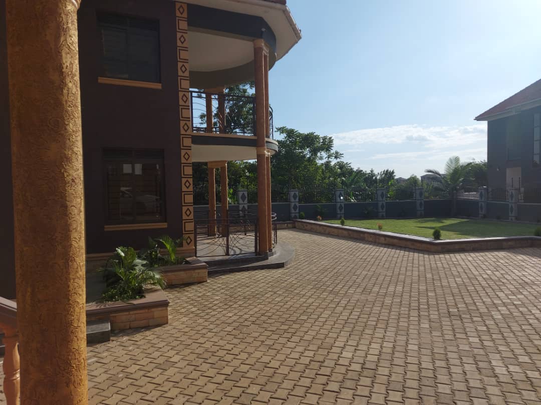 WhatsApp Image 2021-01-07 at 1.18.51 PM.jpeg